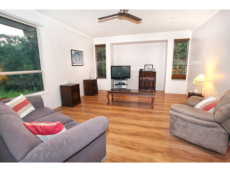 55 Monarch Place, Mons QLD 4556