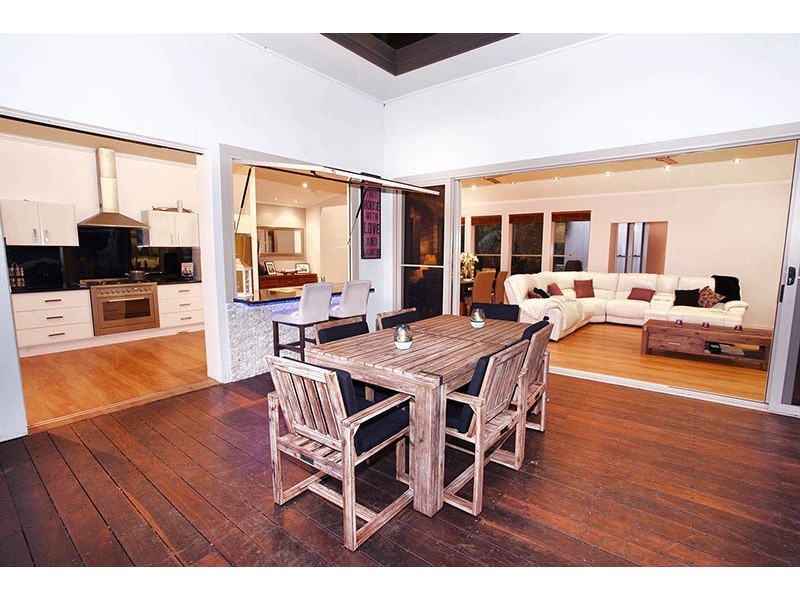 55 Monarch Place, Mons QLD 4556