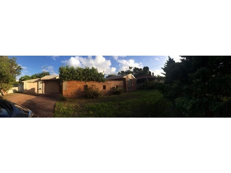 14 Hartland Place, Yanchep WA 6035