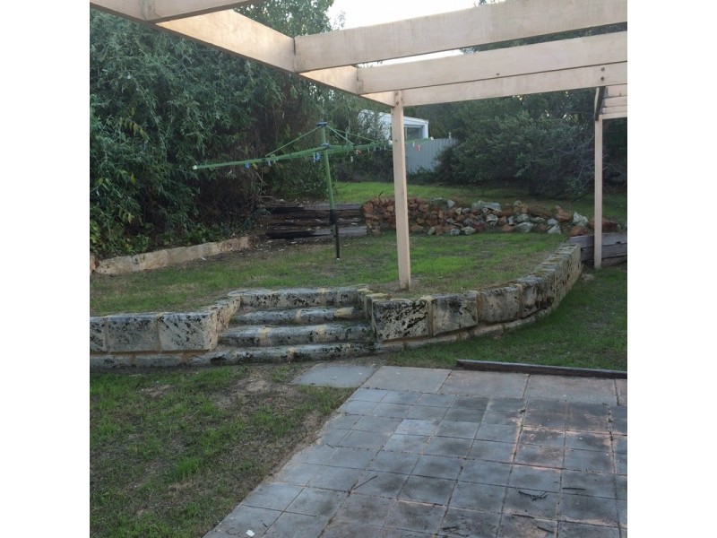 14 Hartland Place, Yanchep WA 6035