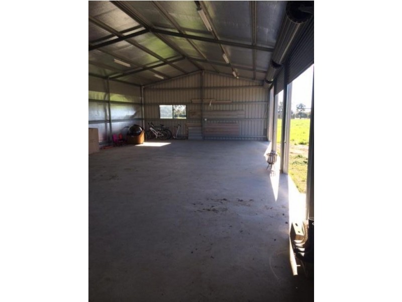 77 Hueske Road, Jindera NSW 2642