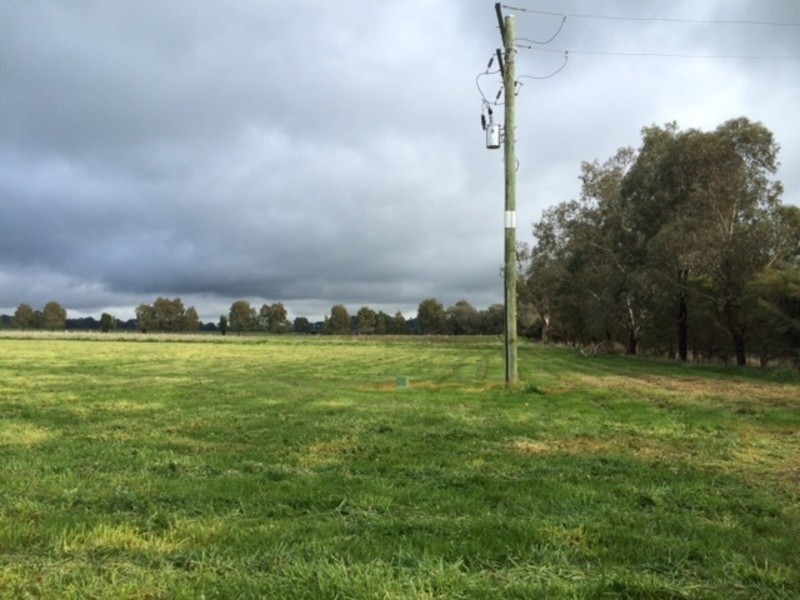 77 Hueske Road, Jindera NSW 2642