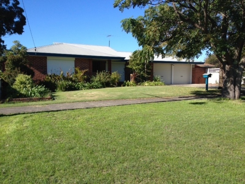 19 Milligan Street, Carey Park WA 6230