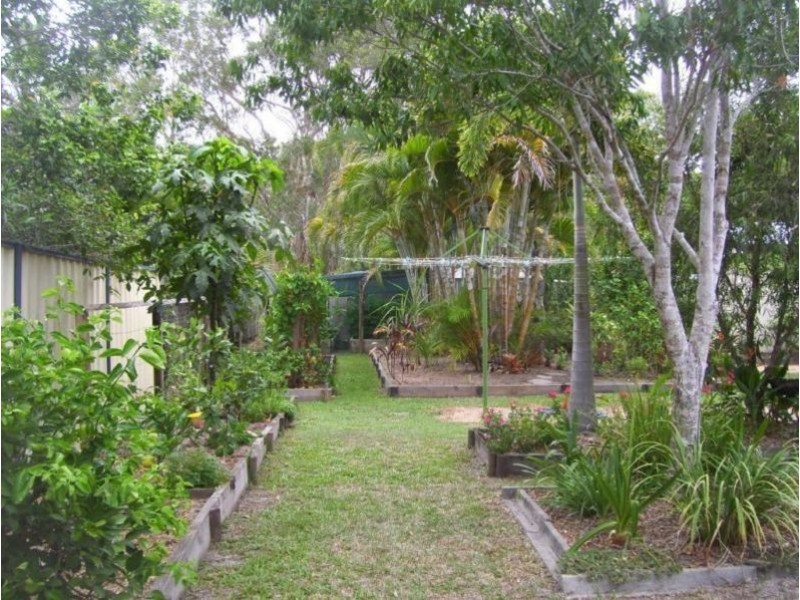 7 Zealous Court, Cooloola Cove QLD 4580