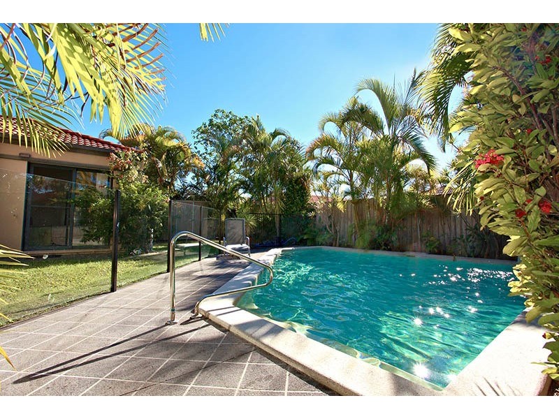 38  Nardoo Street, Robina QLD 4226