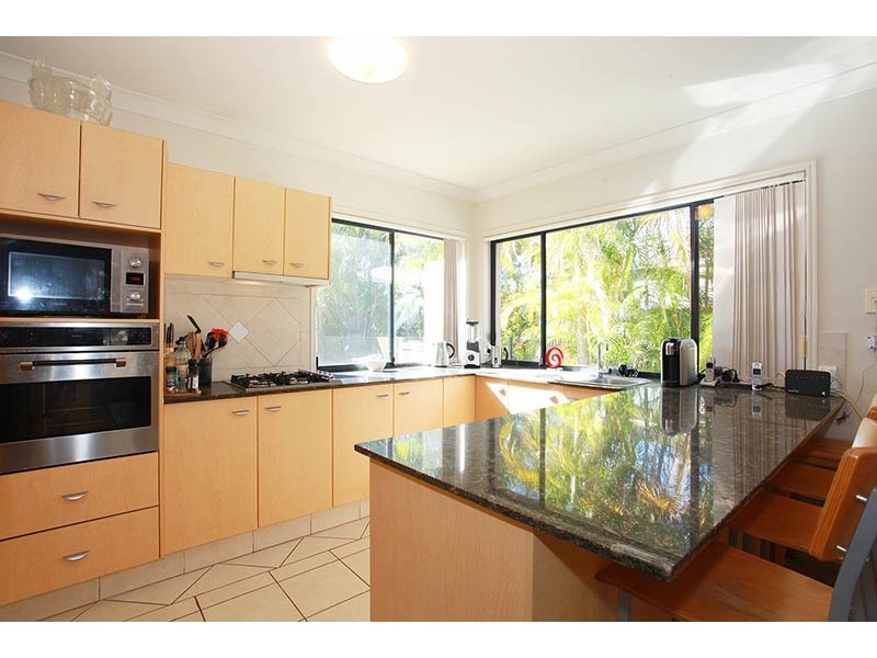 38  Nardoo Street, Robina QLD 4226