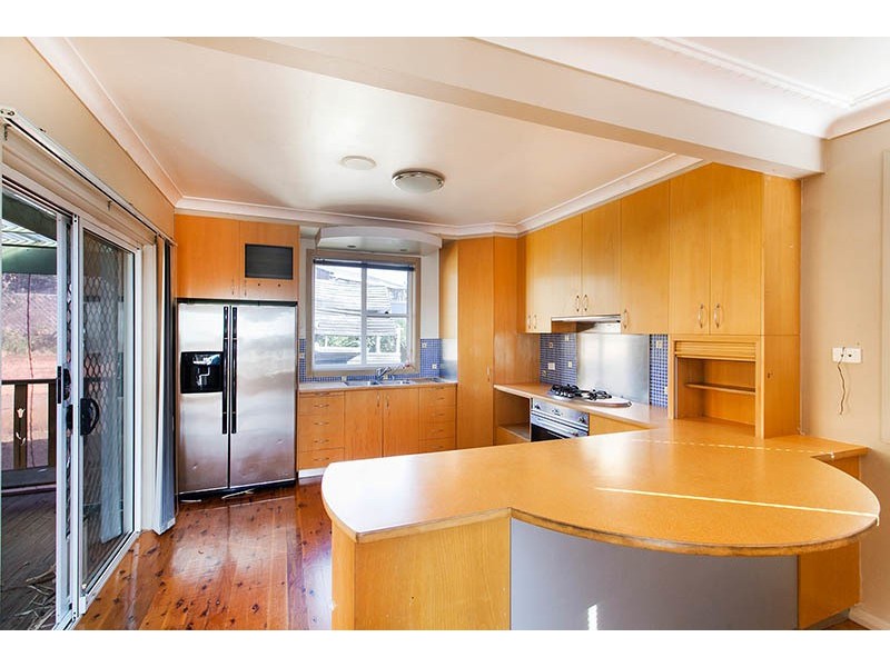 9 Durack Ave, Mount Warrigal NSW 2528
