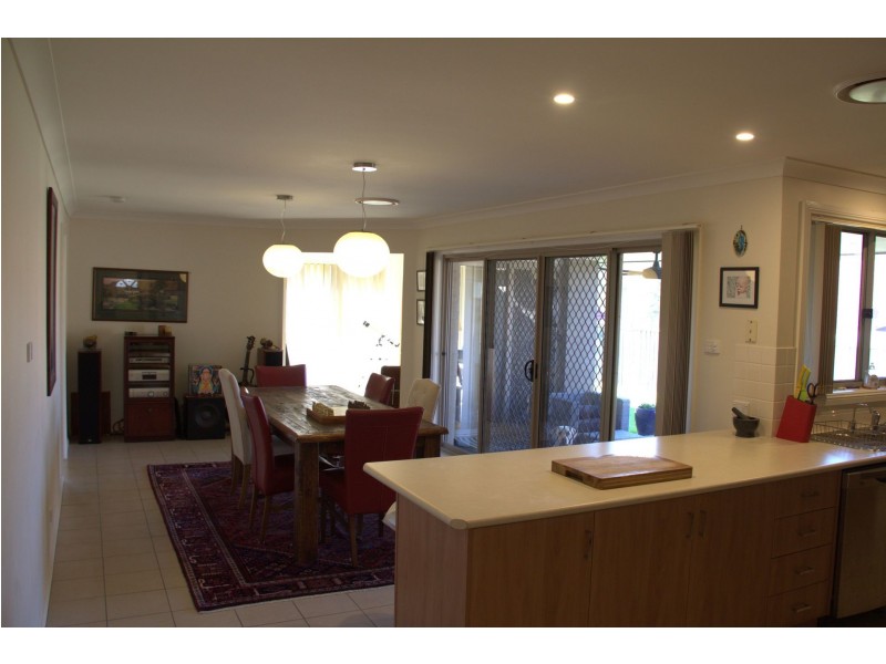 4 Poplar Level Terrace, East Branxton NSW 2335