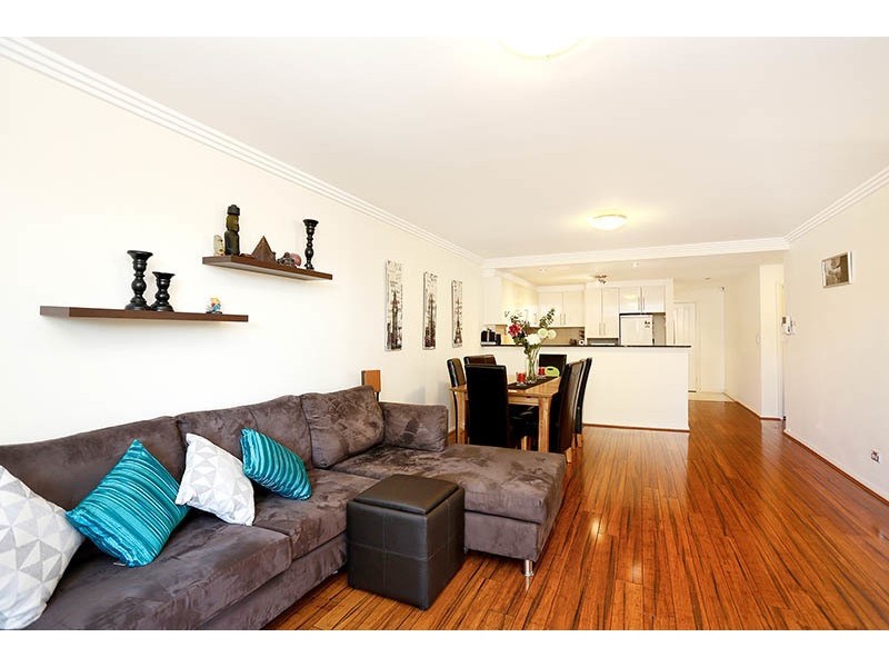 29/4-6 Mercer Street, Castle Hill NSW 2154