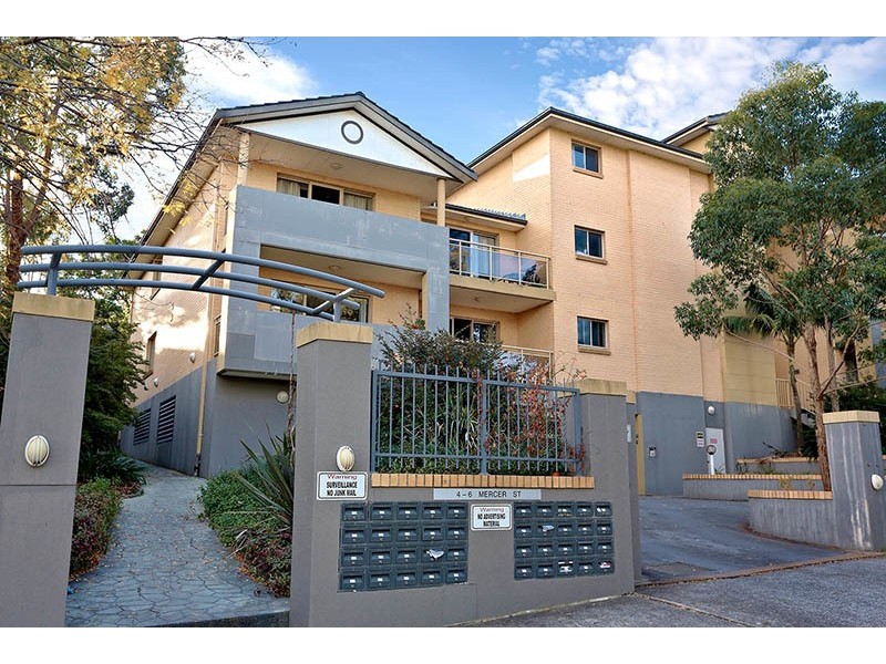 29/4-6 Mercer Street, Castle Hill NSW 2154