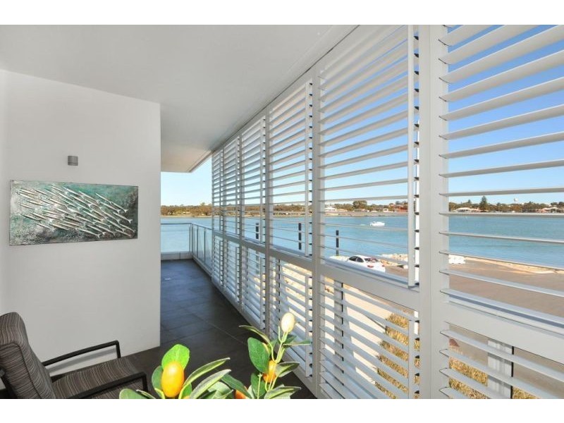 201/5 Marco Polo Drive, Mandurah WA 6210