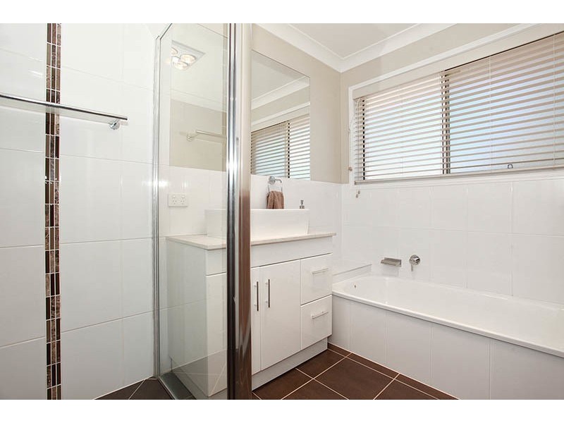 75 Walnut Drive, Brightview QLD 4311