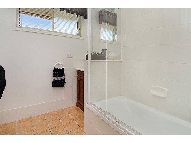 25 Holmes Street, Moorooka QLD 4105