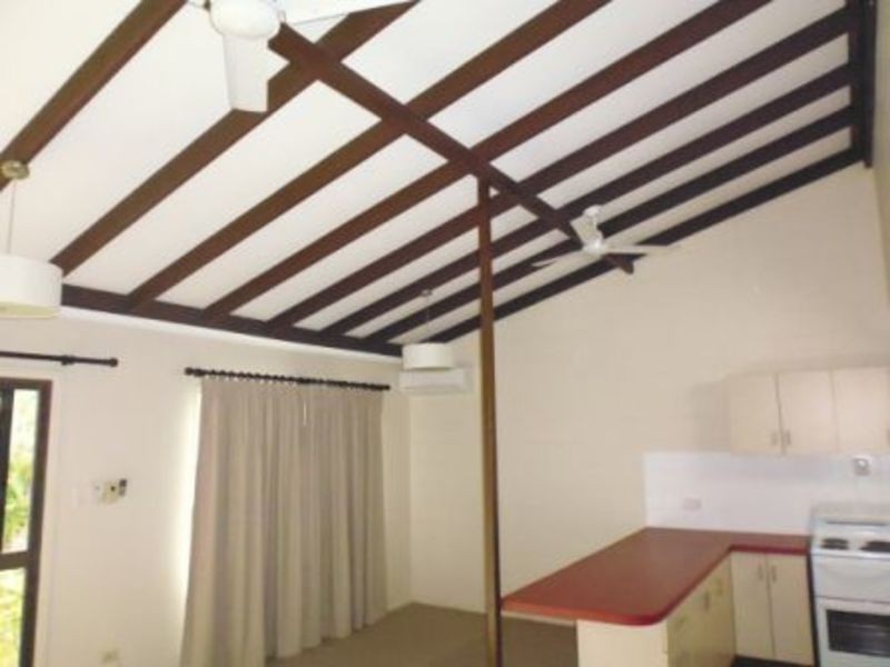 4/84 Queens Road, Hermit Park QLD 4812