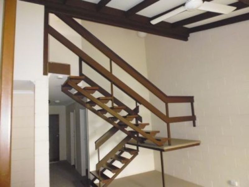 4/84 Queens Road, Hermit Park QLD 4812