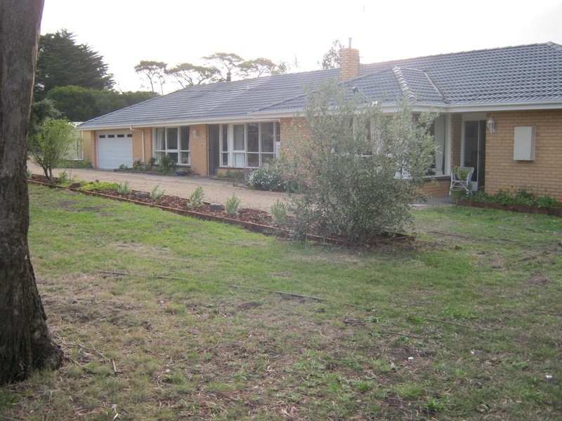 8  Rivergum Rd, Riddells Creek VIC 3431