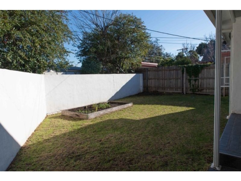 1/4 Wilkins Avenue, Beaumaris VIC 3193