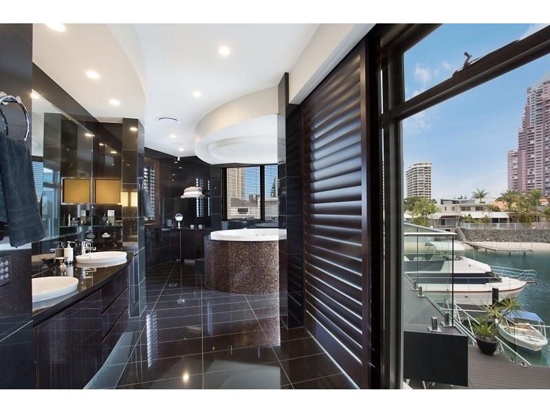 25 Buccaneer Court, Paradise Waters QLD 4217