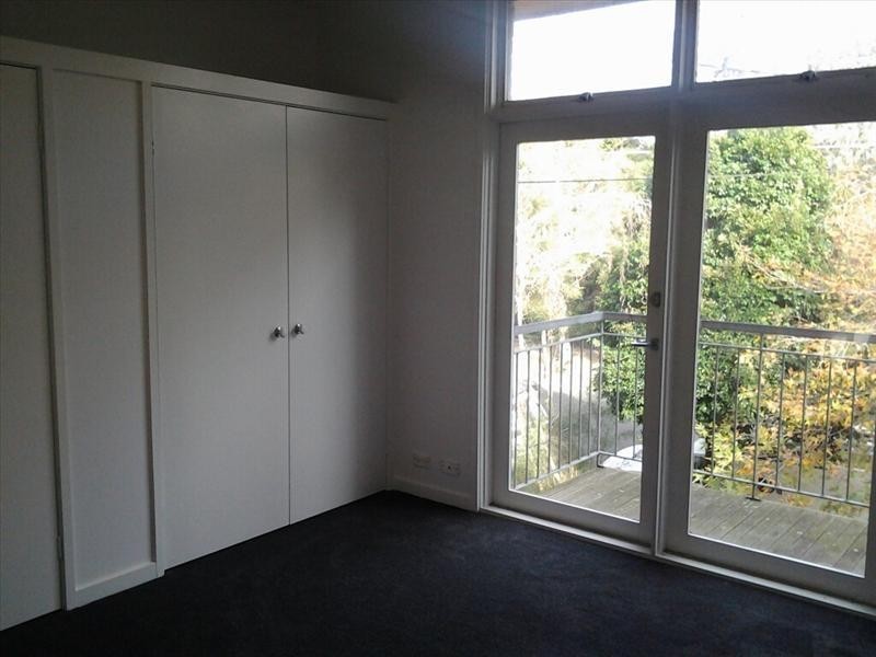 36 Longmore Street, St Kilda West VIC 3182