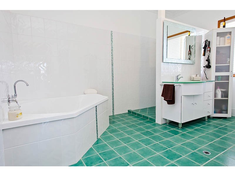 35 Watermans Way, River Heads QLD 4655