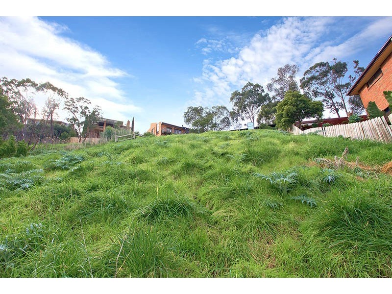 27  Riverside Avenue, Keilor VIC 3036