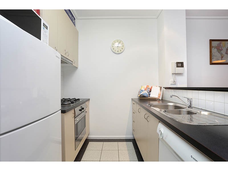 17/83 Whiteman St, Southbank VIC 3006