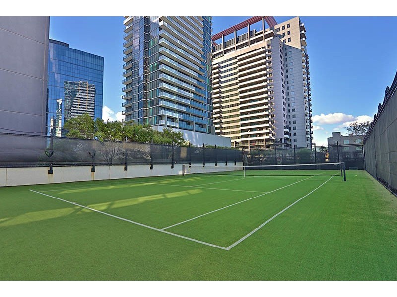 17/83 Whiteman St, Southbank VIC 3006