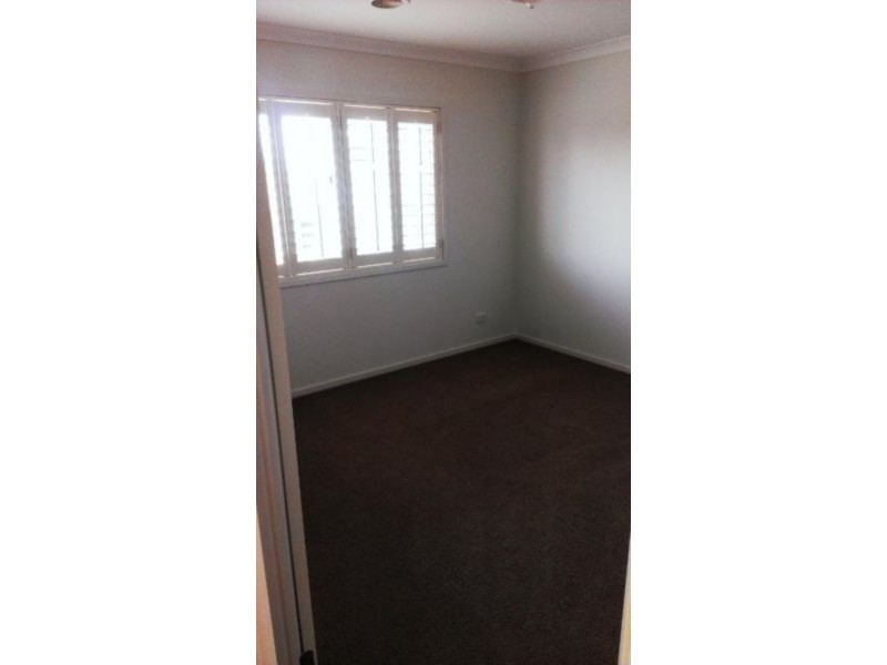 14 Pro Hart Way, Caroline Springs VIC 3023