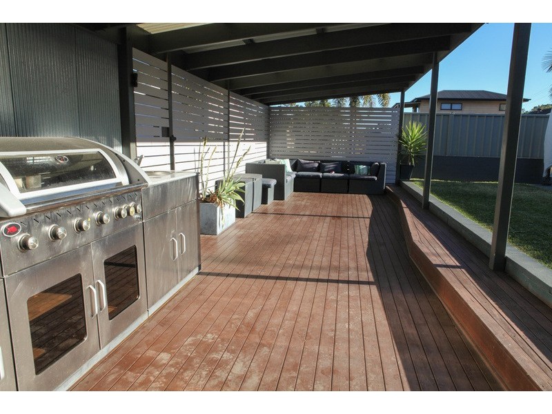 34 Carlisle Row, Fishing Point NSW 2283