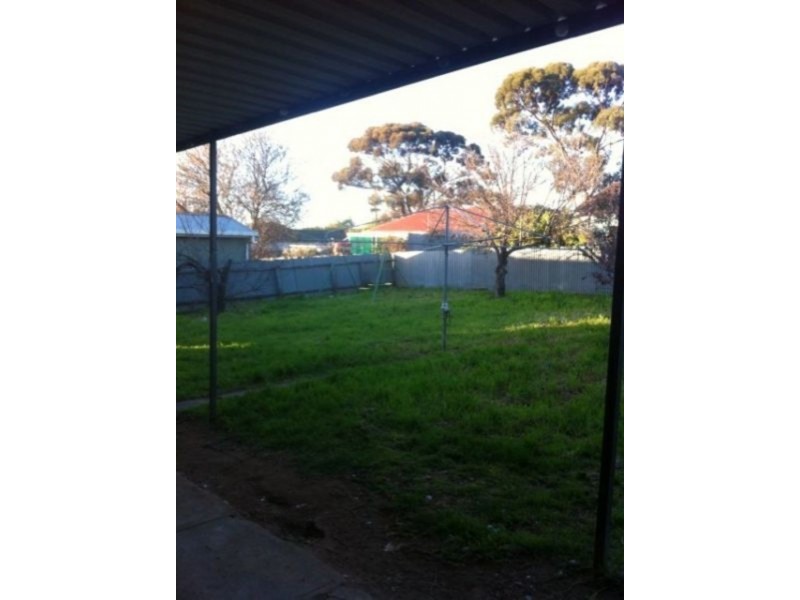 14 Onkara Avenue, Ingle Farm SA 5098