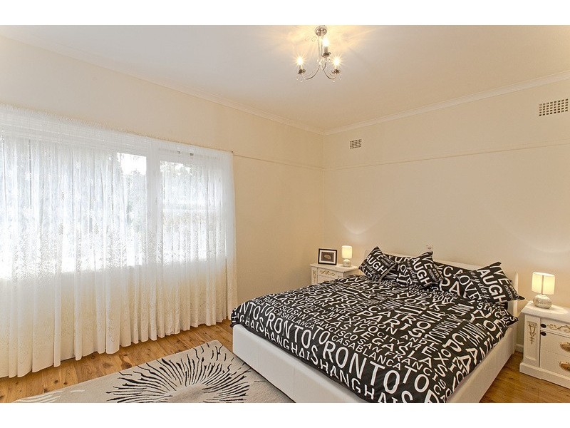 7 Holmes Street, Turramurra NSW 2074