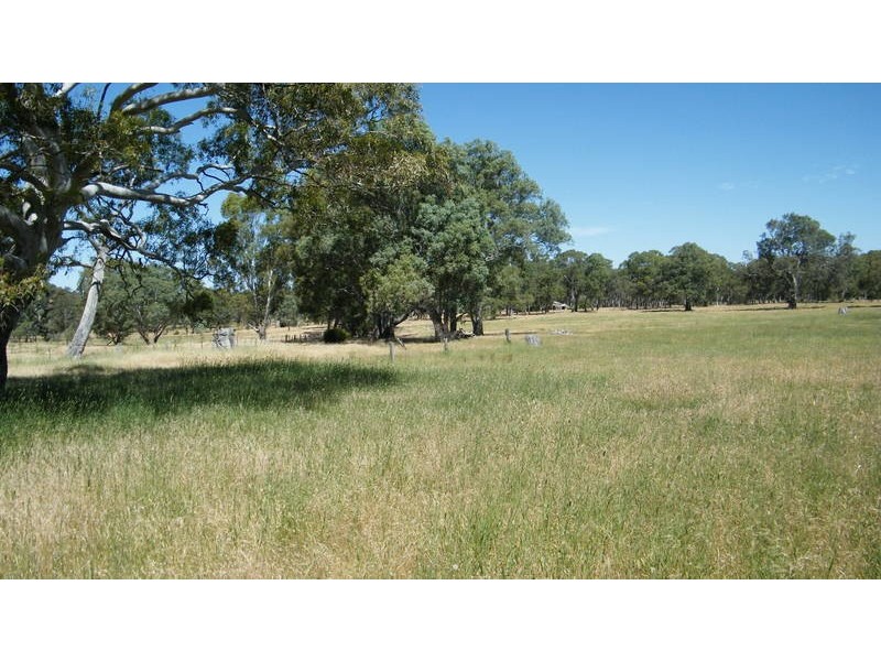 1 Coleraine Road, Balmoral VIC 3407