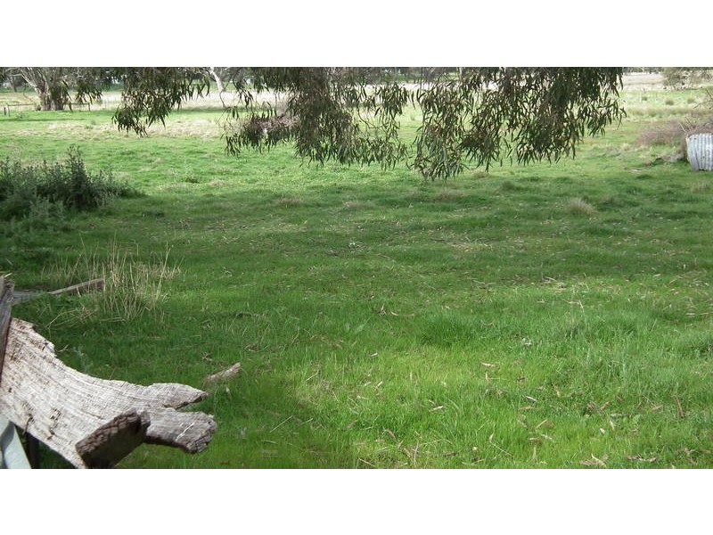 1 Coleraine Road, Balmoral VIC 3407