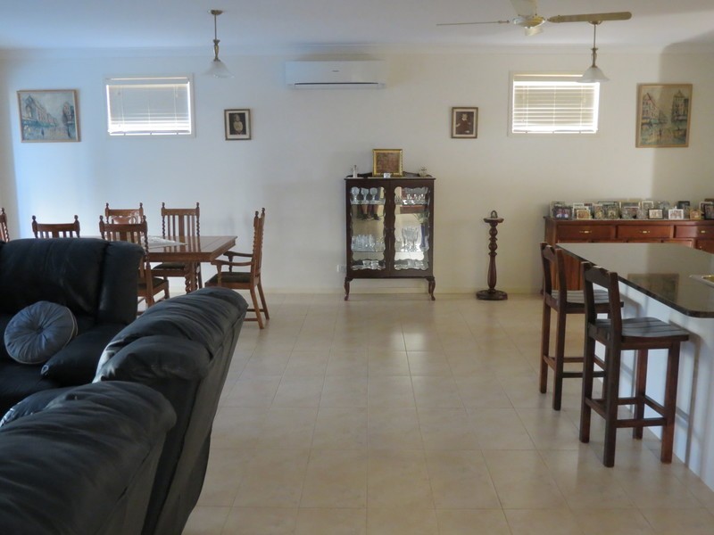 1 Fairmont Court, Banora Point NSW 2486