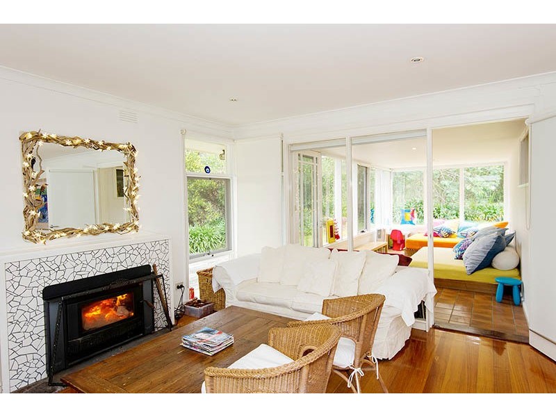 130 Gilbert Street North, Aireys Inlet VIC 3231