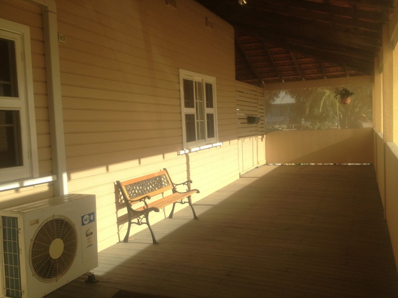 8 Ellis Road, Merredin WA 6415