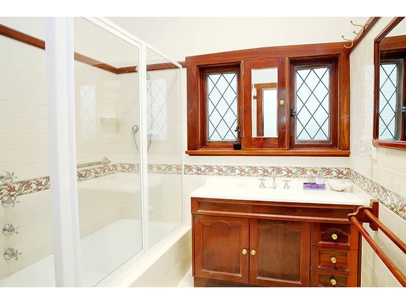 15 Wylie Crescent, Middleton Beach WA 6330