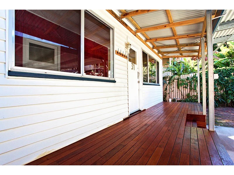 31 Thorn Street, Red Hill QLD 4059