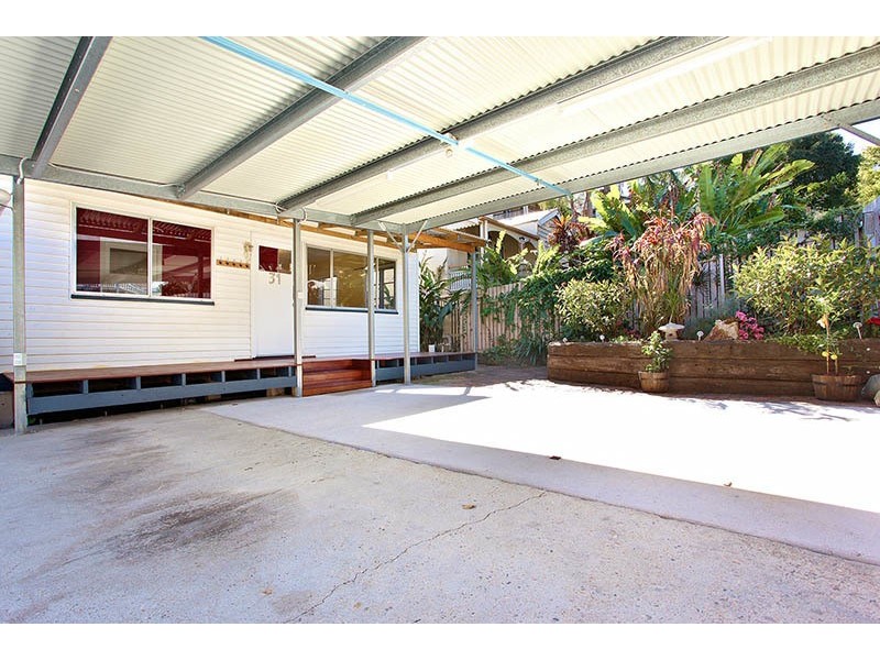 31 Thorn Street, Red Hill QLD 4059