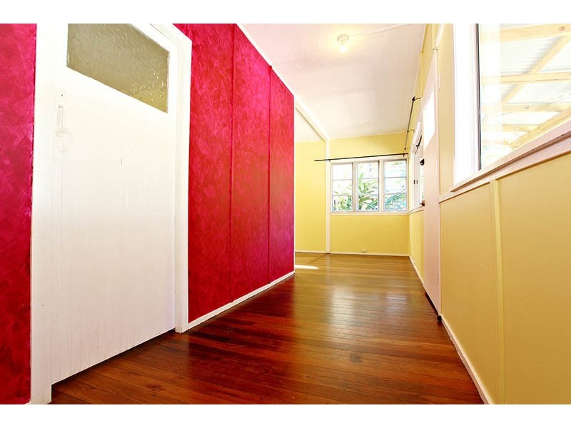 31 Thorn Street, Red Hill QLD 4059