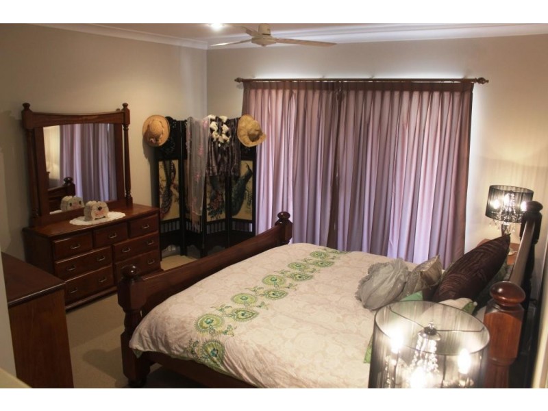 9 Hannah Court, Moore Park Beach QLD 4670
