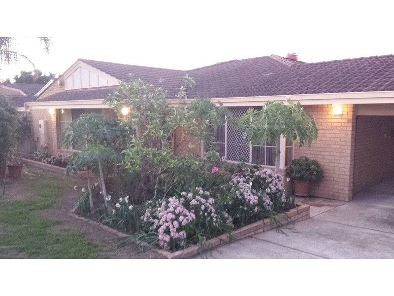 4 Ardrossan Loop, Kingsley WA 6026