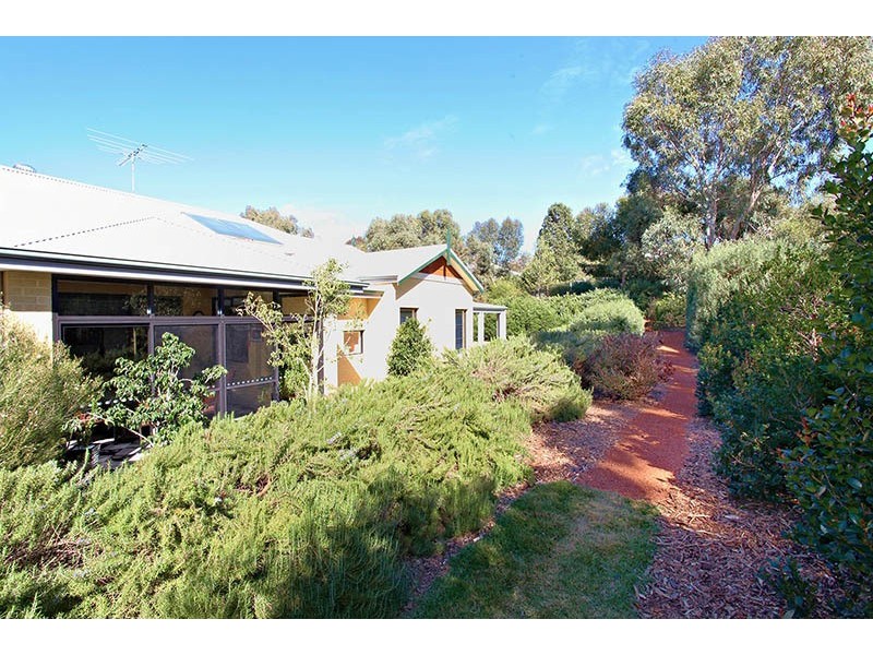 19  Brora Grove, Boya WA 6056