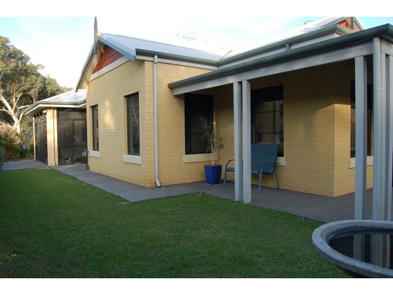 19  Brora Grove, Boya WA 6056