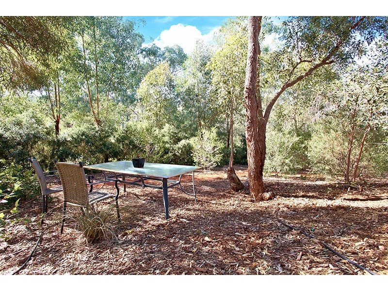 19  Brora Grove, Boya WA 6056