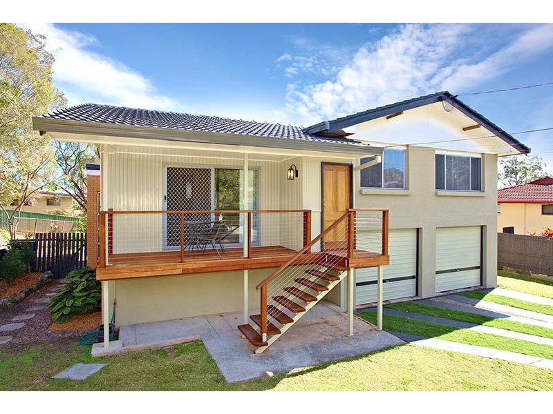 28 Lauretta Avenue, Springwood QLD 4127