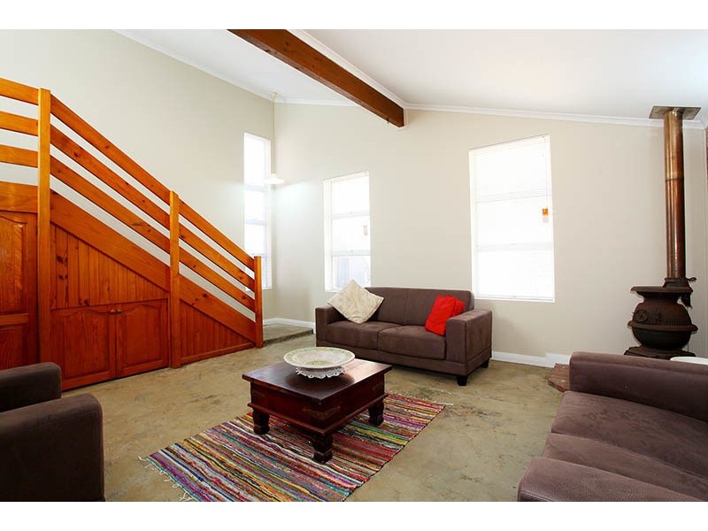 28 Lauretta Avenue, Springwood QLD 4127