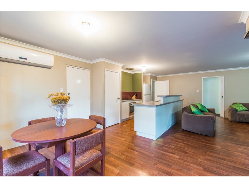 18 Portchester Ave, Orelia WA 6167