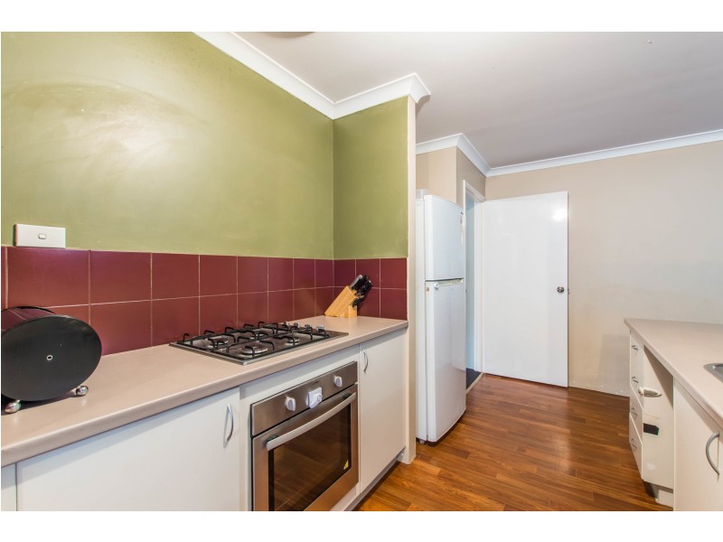 18 Portchester Ave, Orelia WA 6167