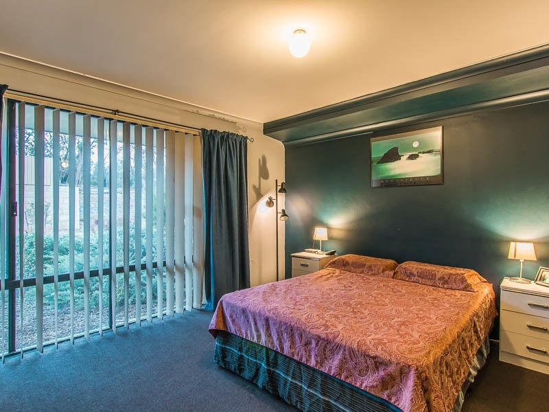 18 Portchester Ave, Orelia WA 6167